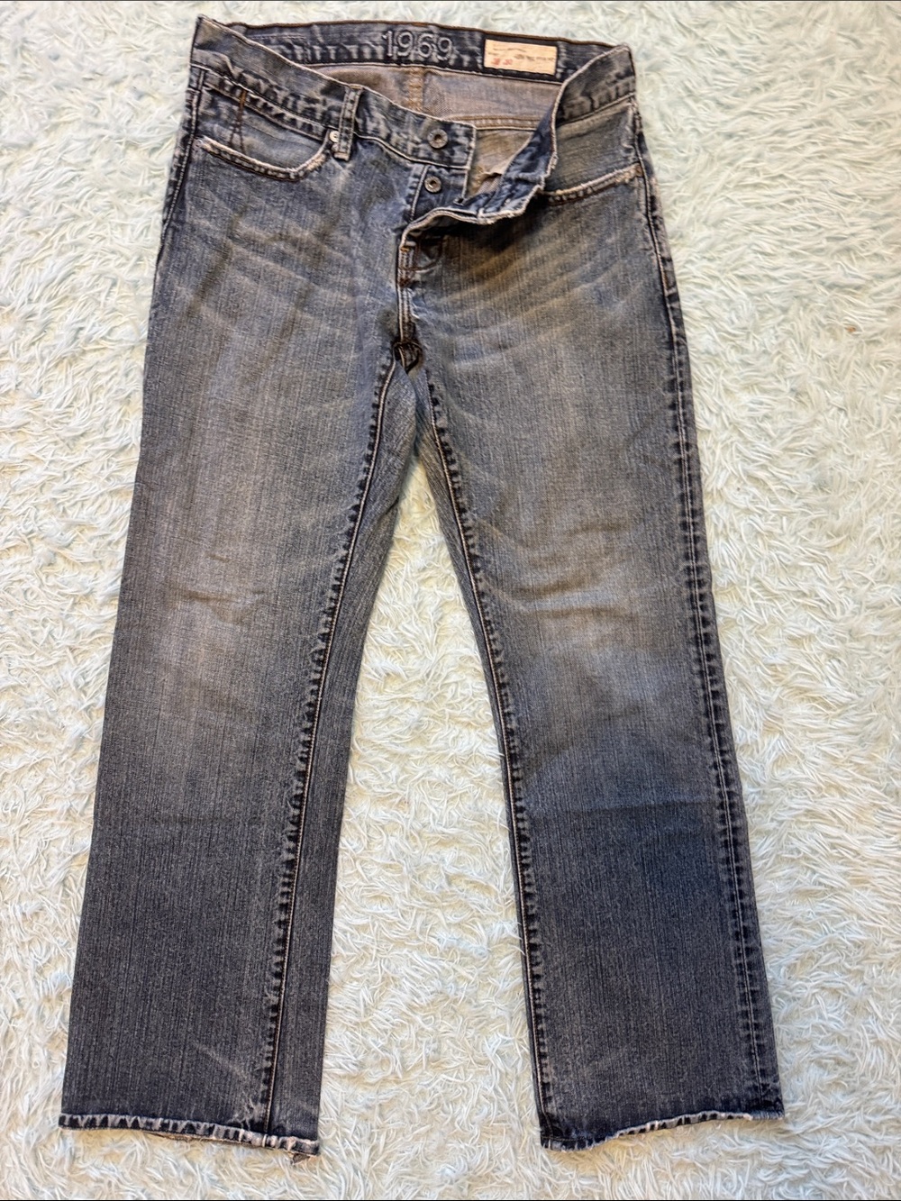 Gap 1969 men’s low rise bootcut Jeans size 30x30. Very cool jeans.